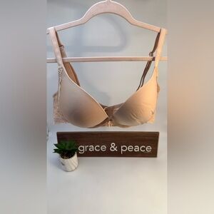 TORRID  blush‎ colored padded bra. Underwire w/ adjust straps. Size 44B